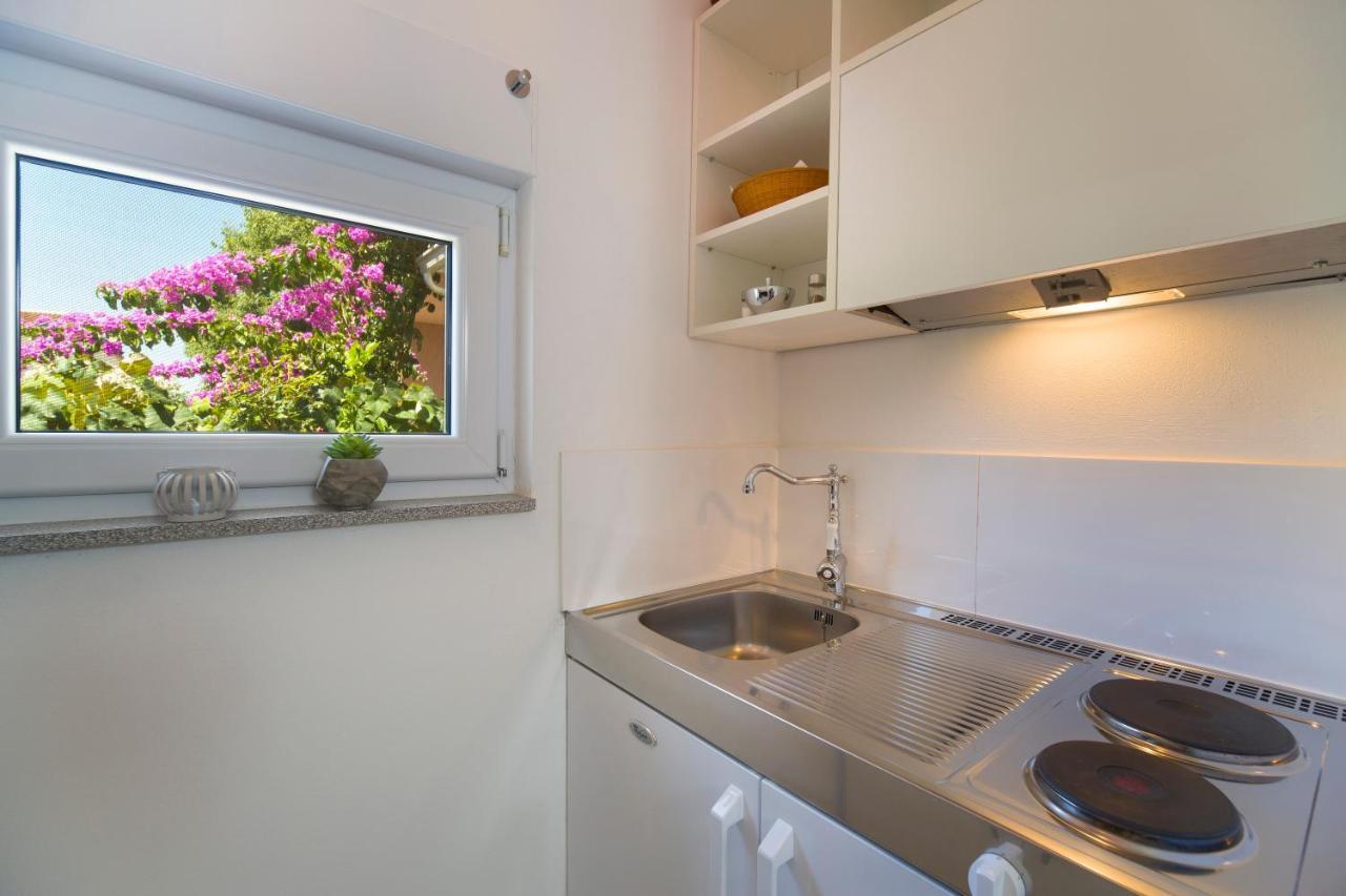 Apartment Katy Pula Exterior photo